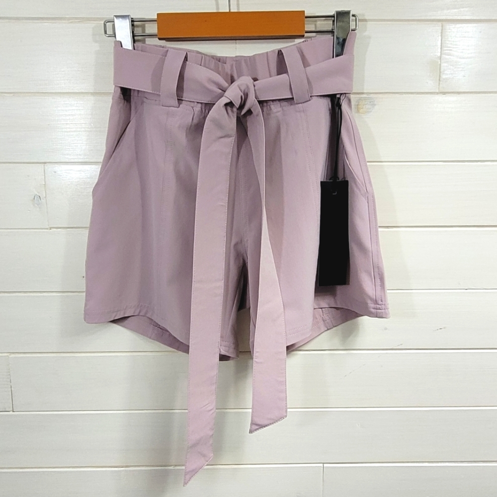 Kyodan high waisted shorts with belt